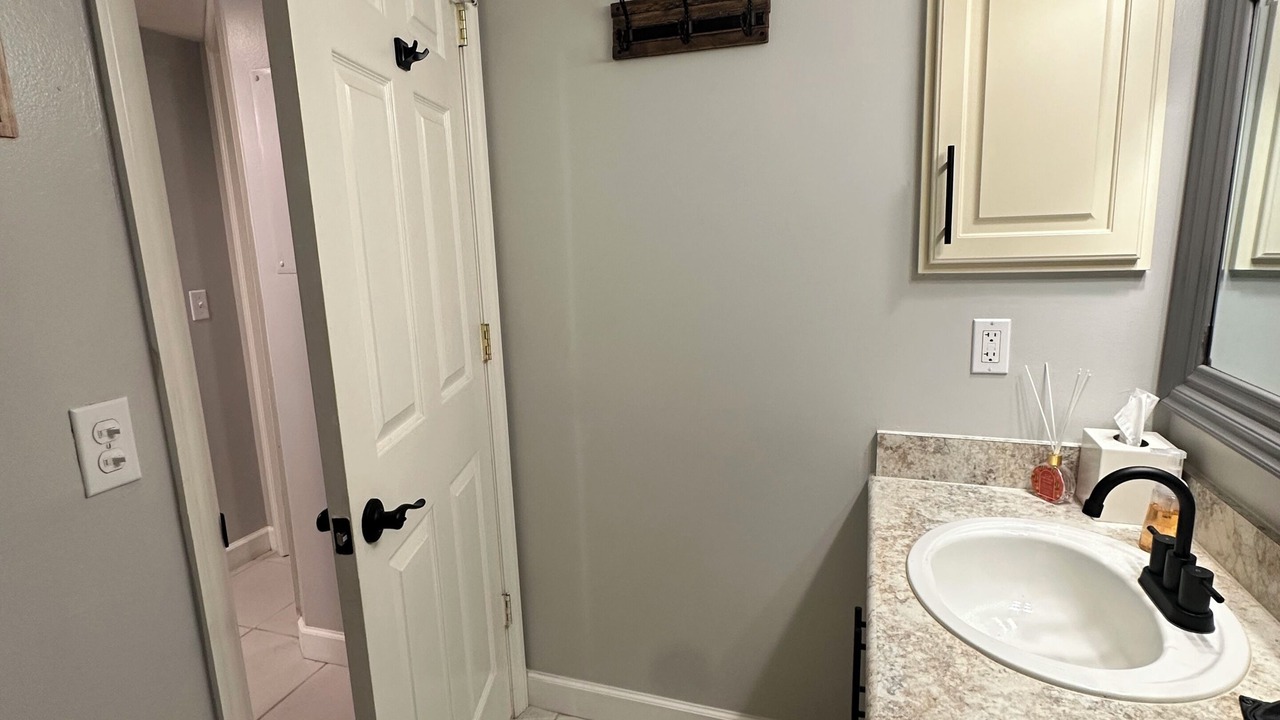 Photo of Bathroom in Dunnellon