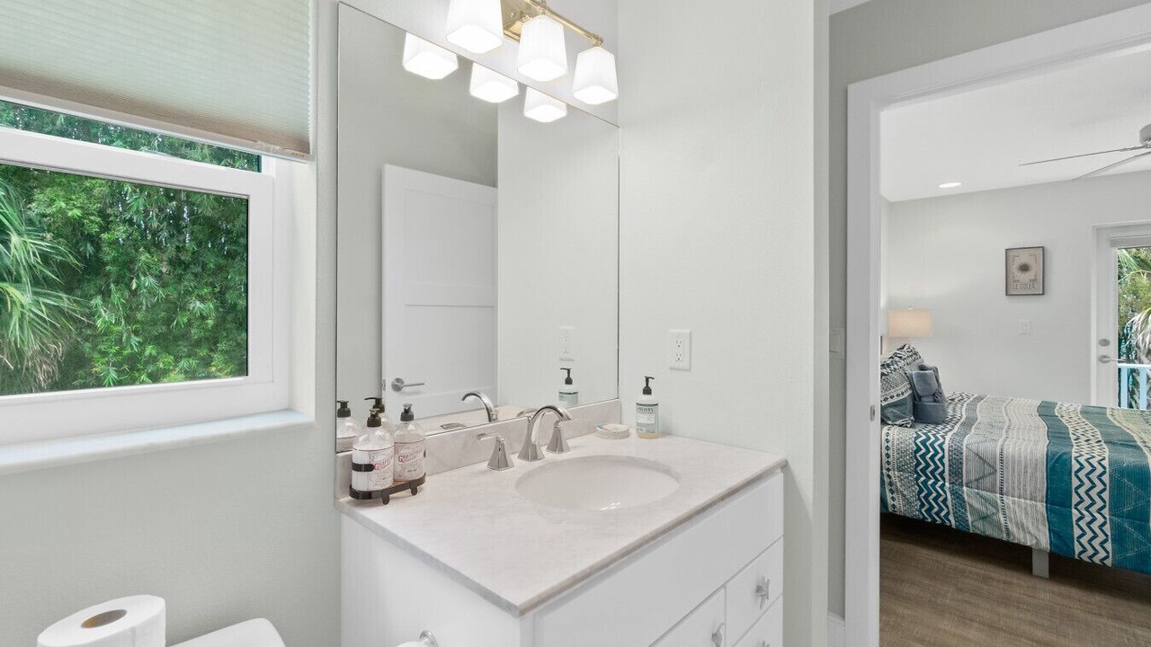 Photo of Bathroom in Marineland Acres
