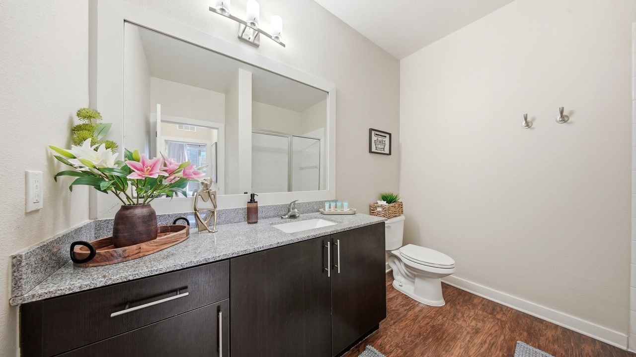 Photo of Bathroom in Courier City - Oscawana