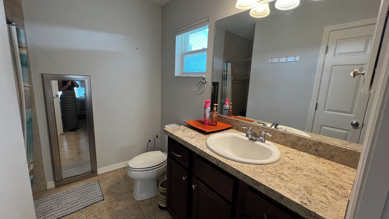 Photo of Bathroom in Hernando