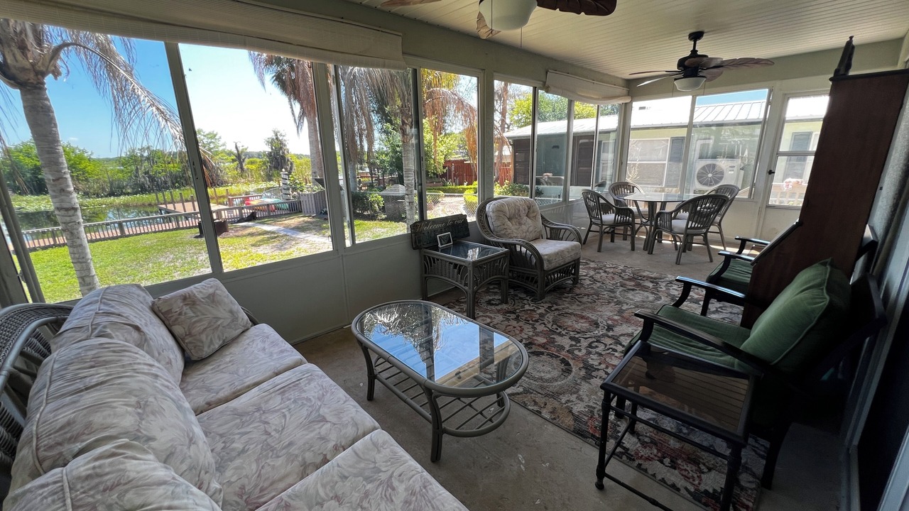 Photo of Livingroom in Hernando