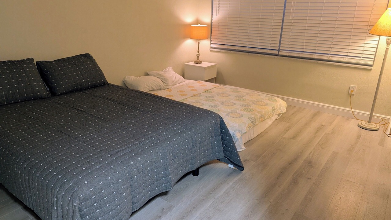 Photo of Bedroom in Capri Isle
