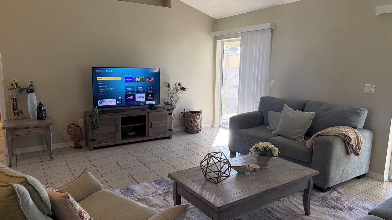 Photo of Livingroom in Ormond Beach