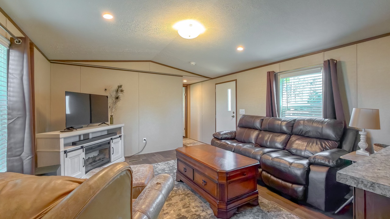 Photo of Livingroom in Donalsonville