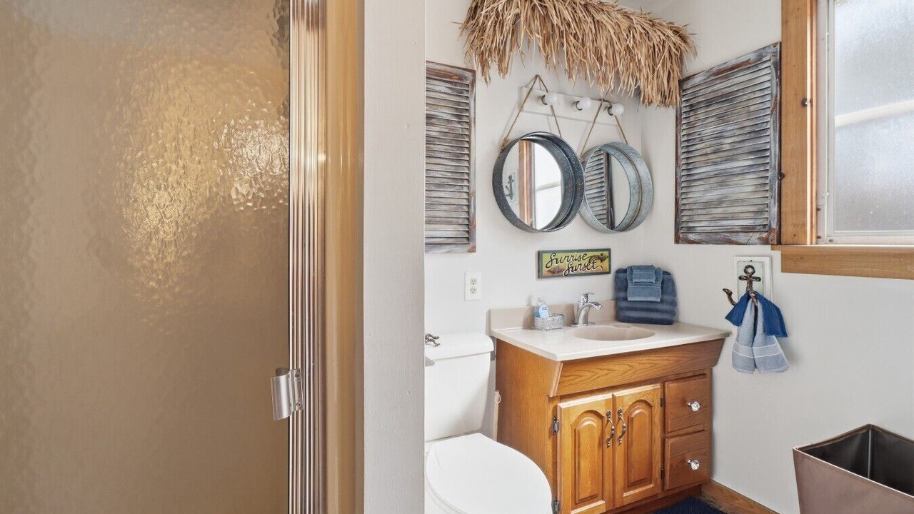 Photo of Bathroom in Bushnell
