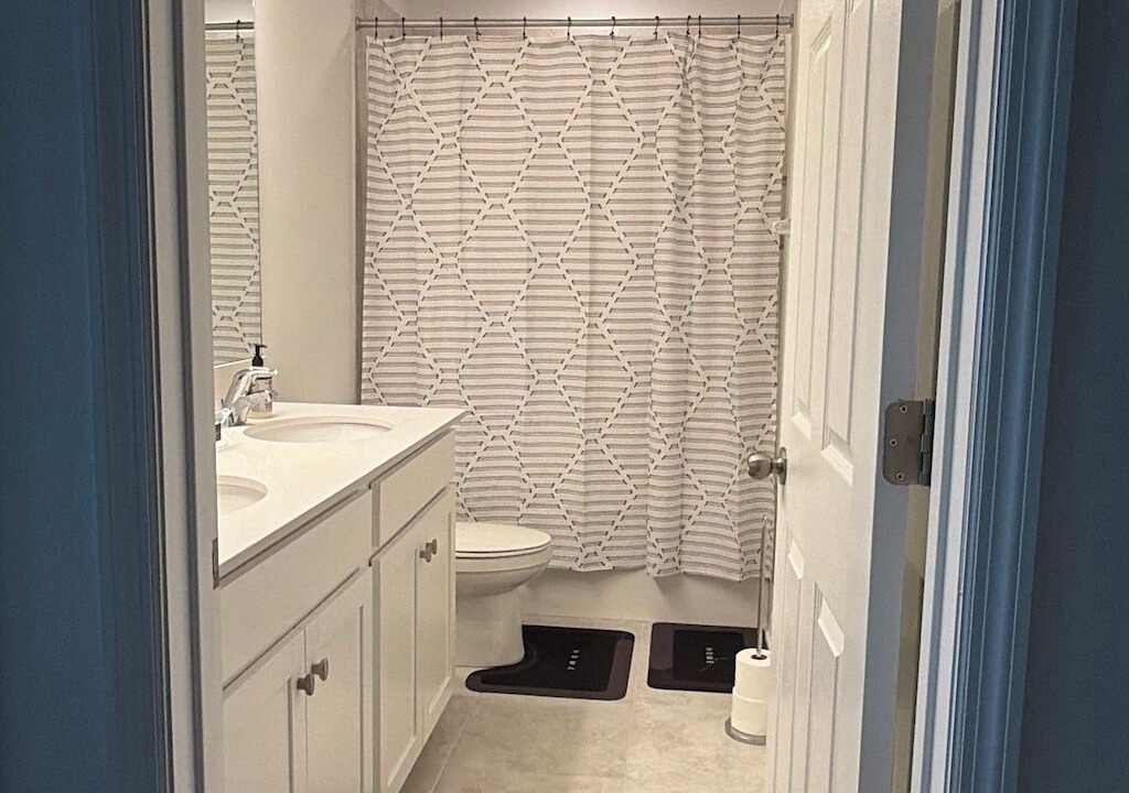 Photo of Bathroom in Zephyrhills South