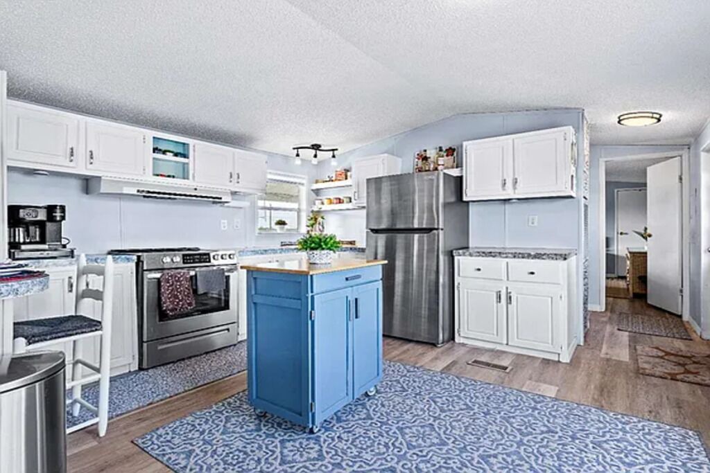 Photo of Kitchen in Suwannee