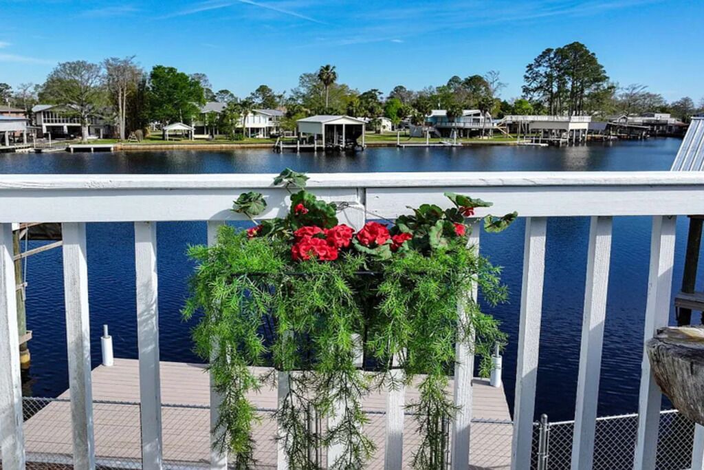 Photo of Outdoor in Suwannee