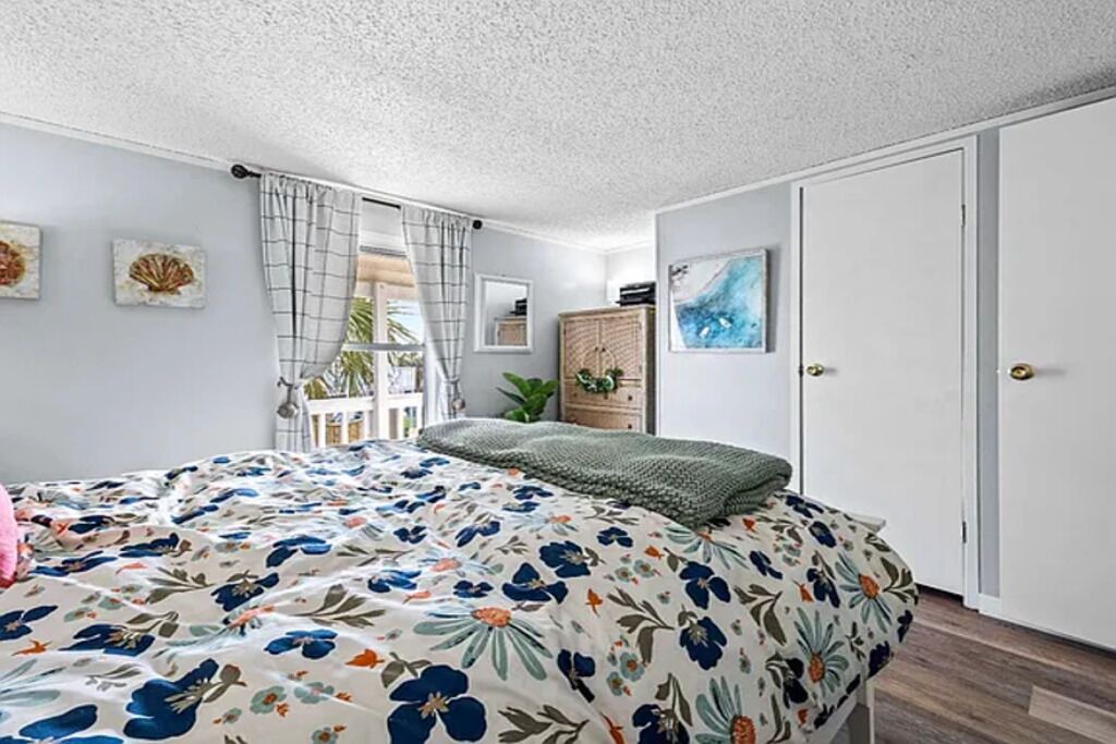 Photo of Bedroom in Suwannee