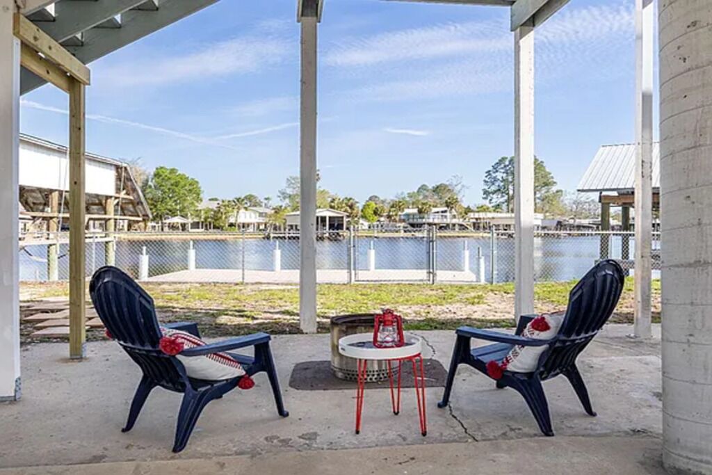 Photo of Patio Balcony in Suwannee