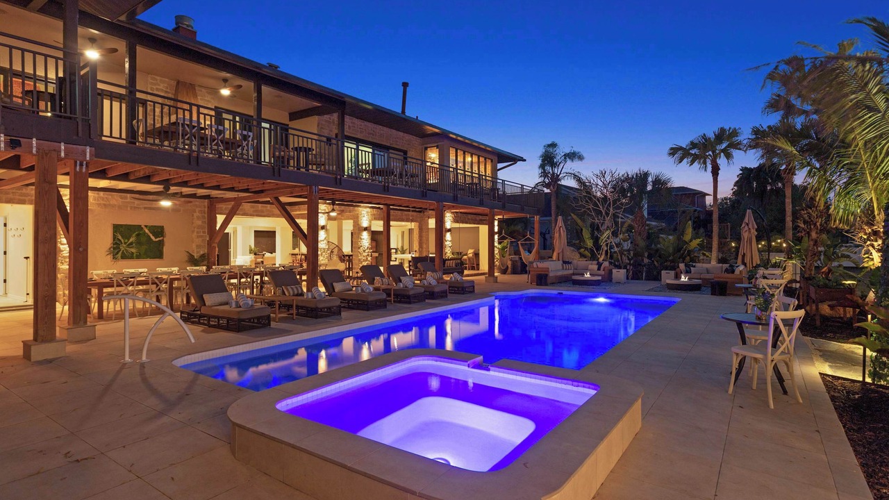 Photo of Outdoor in Trailer Estates