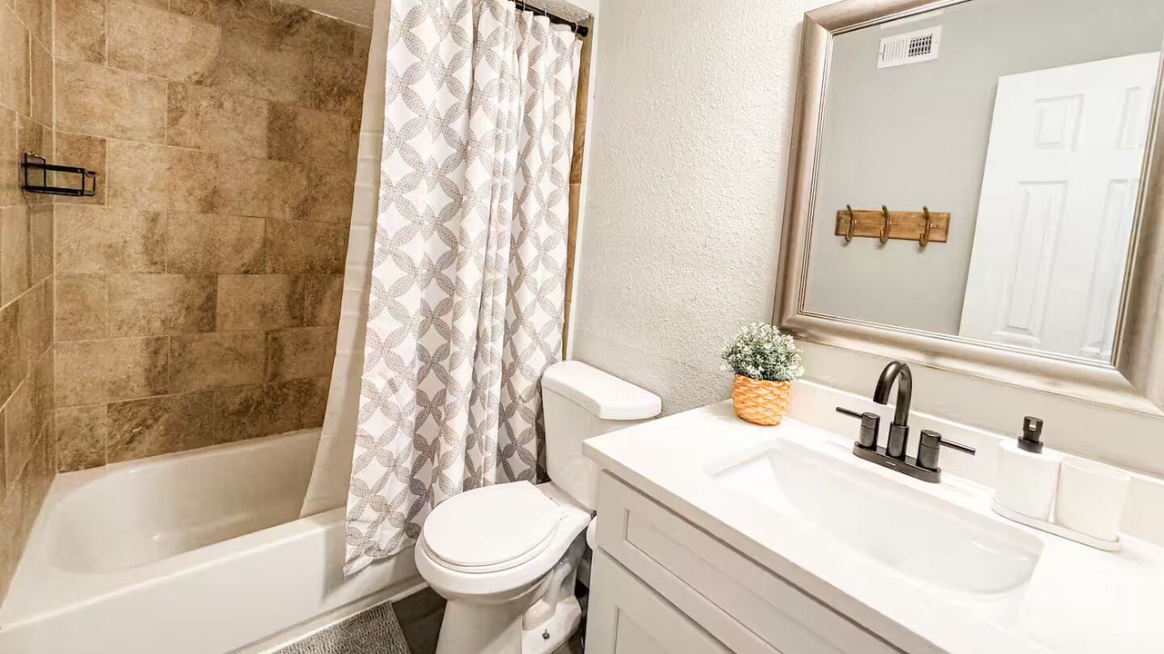 Photo of Bathroom in North Beach