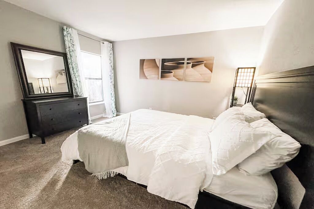 Photo of Bedroom in North Beach