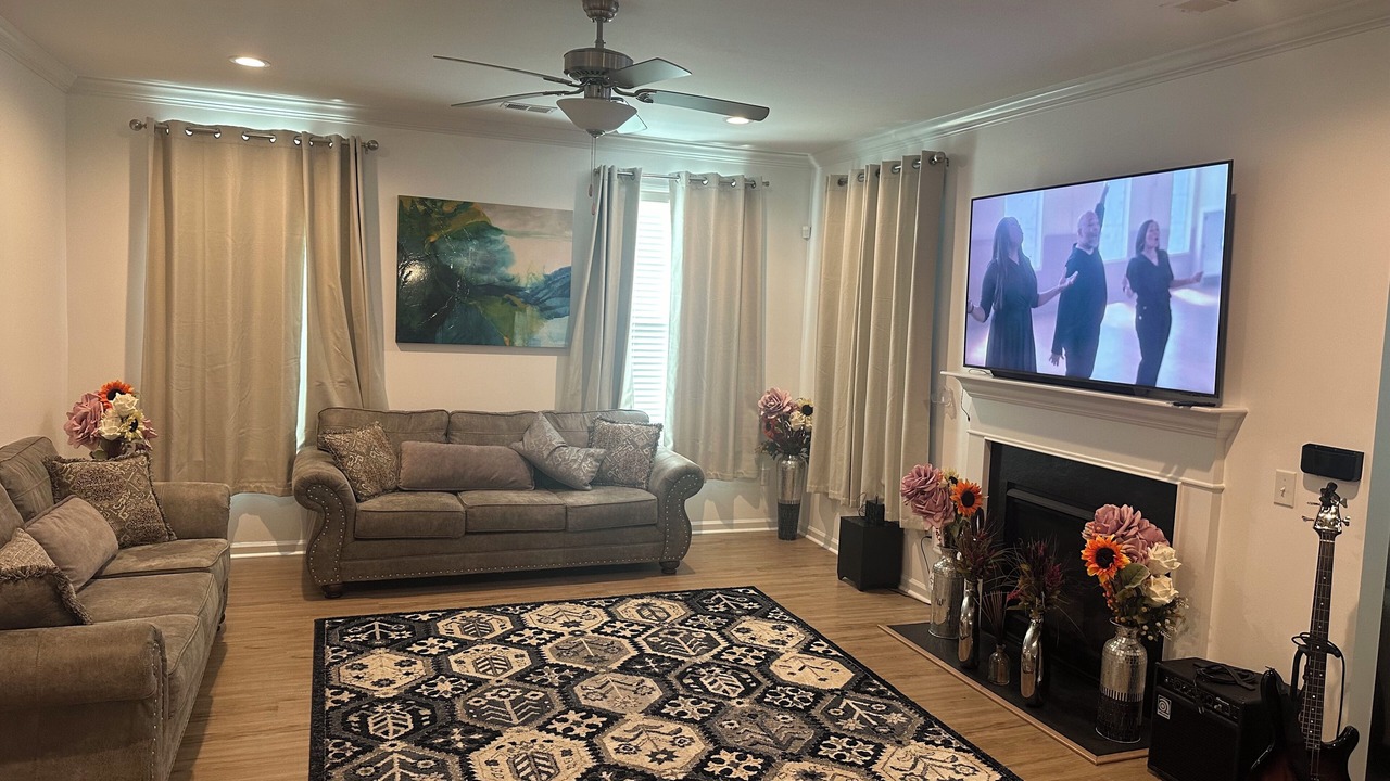Photo of Livingroom in Greer