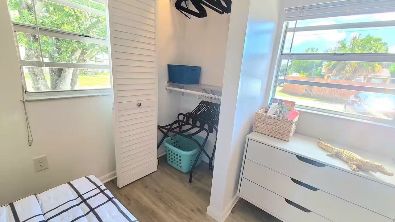 Photo of Bedroom in United Central