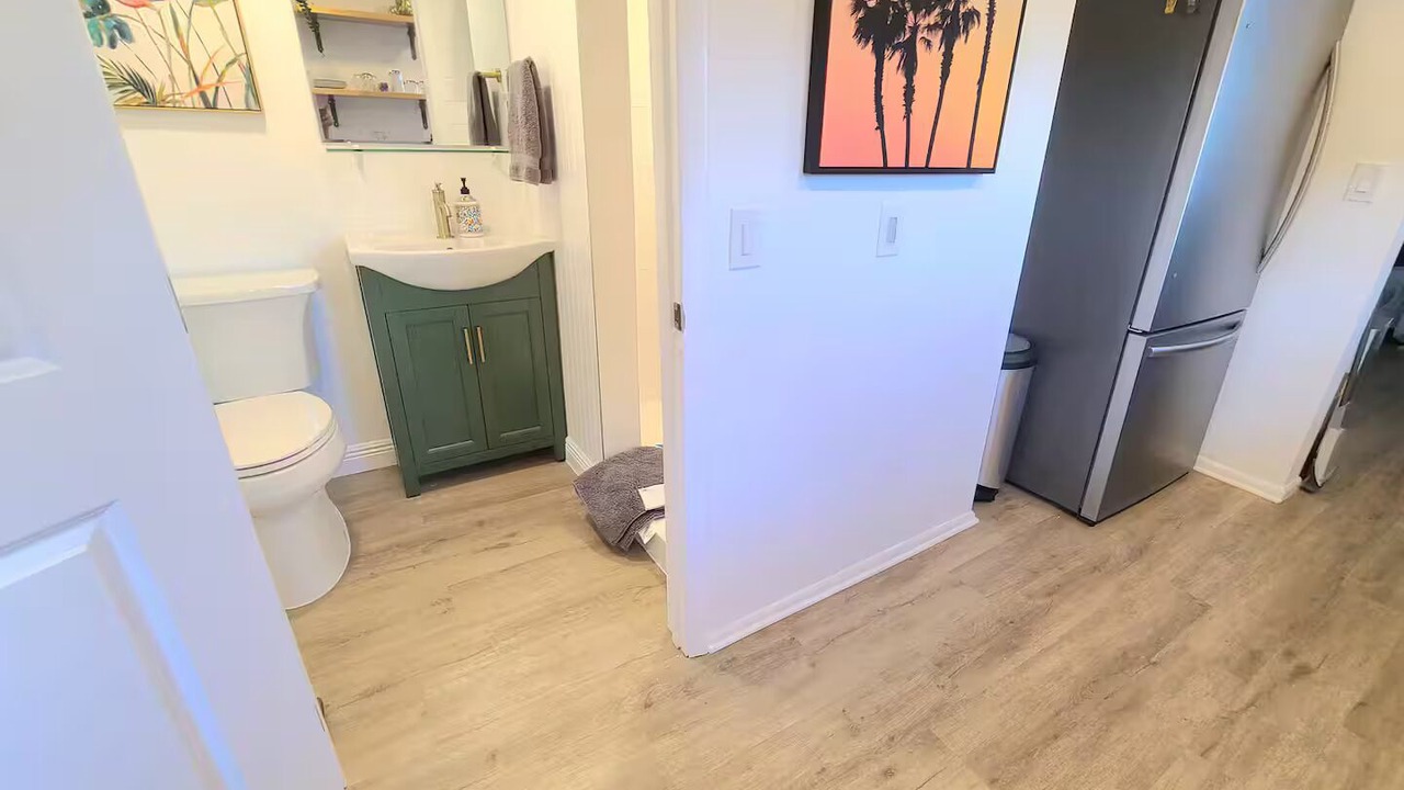 Photo of Bathroom in United Central