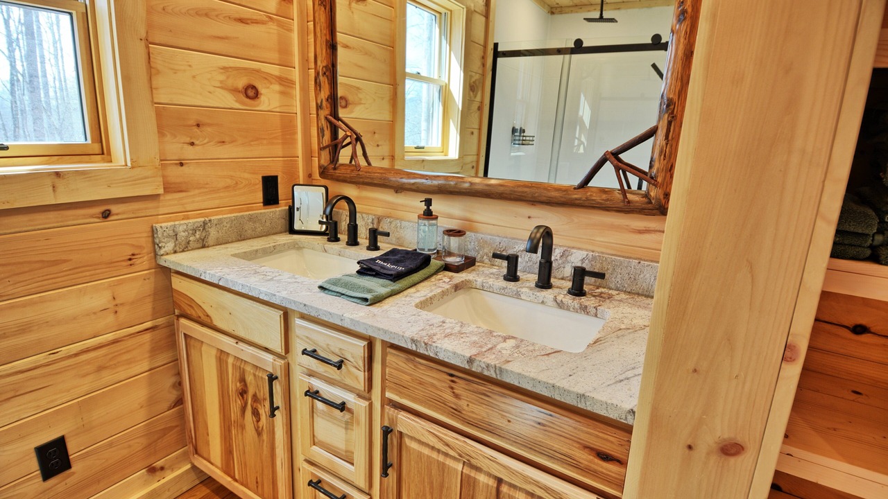 Photo of Bathroom in Todd