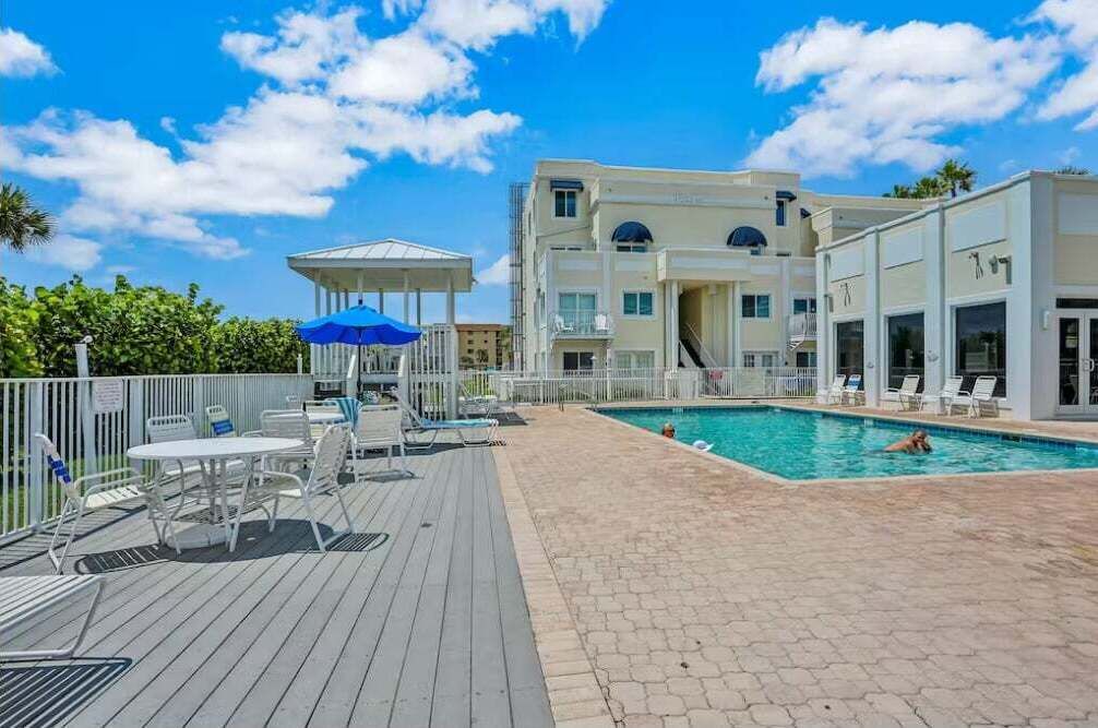 Photo of Outdoor in Cape Caneveral Beach Gardens