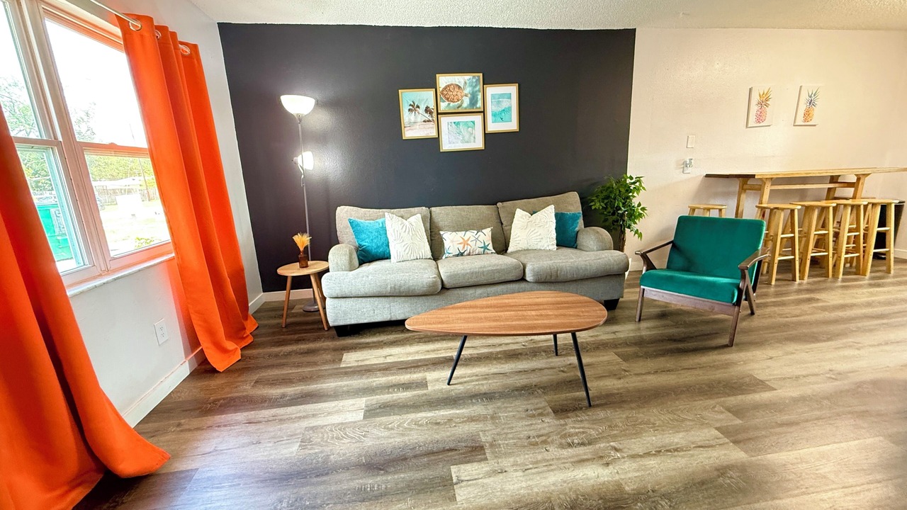 Photo of Livingroom in Pinellas Park