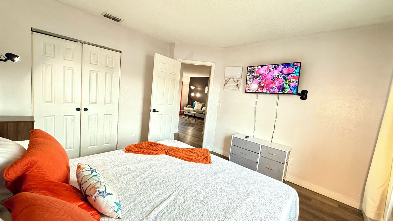 Photo of Bedroom in Pinellas Park
