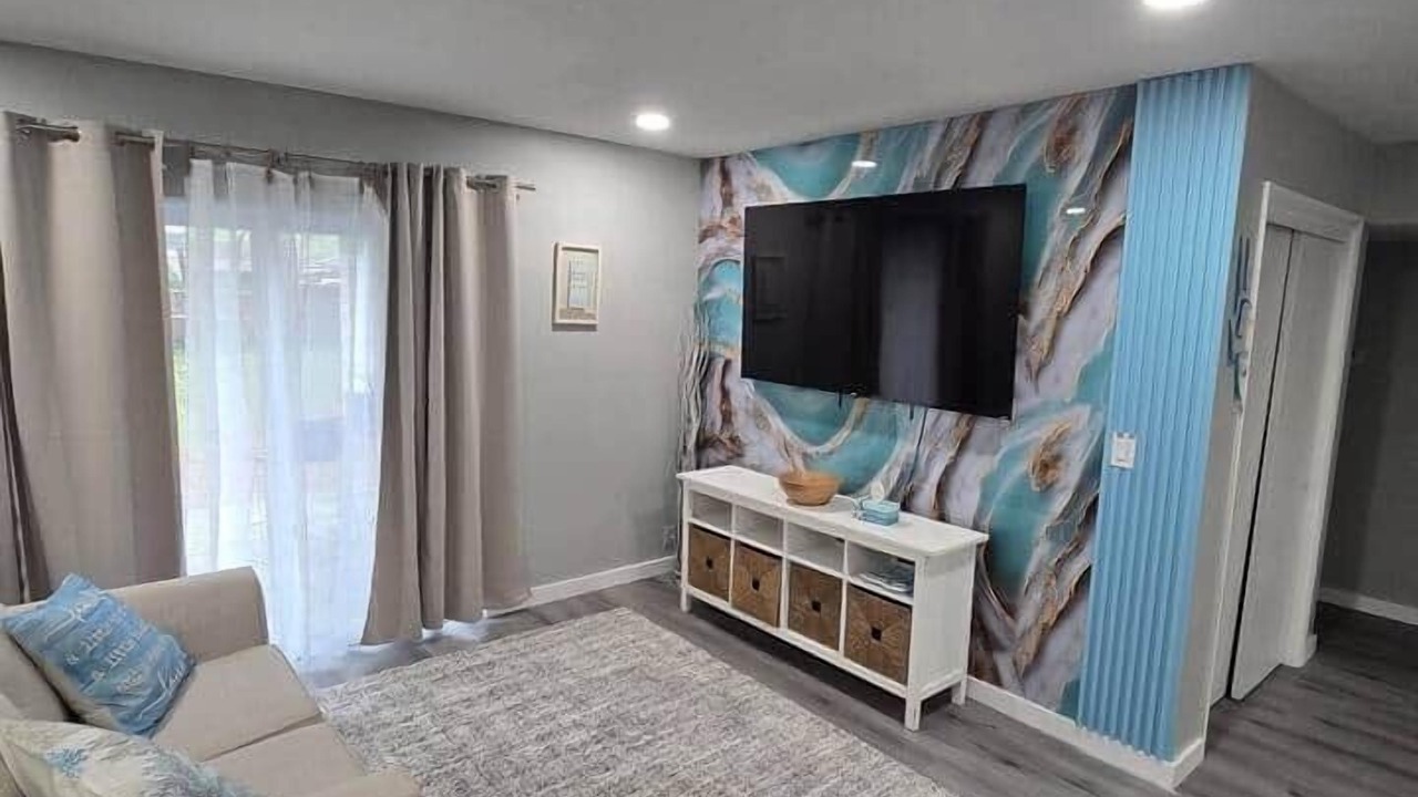 Photo of Bedroom in Lake Magdalene