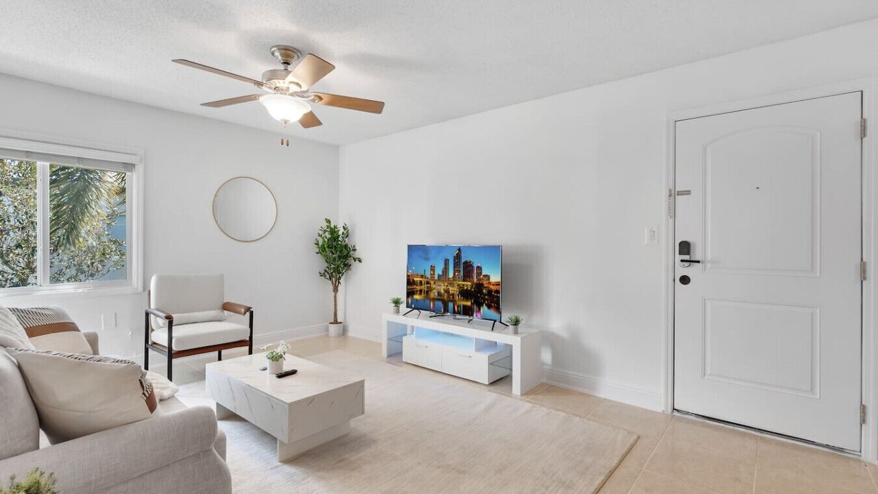 Photo of Livingroom in SoHo