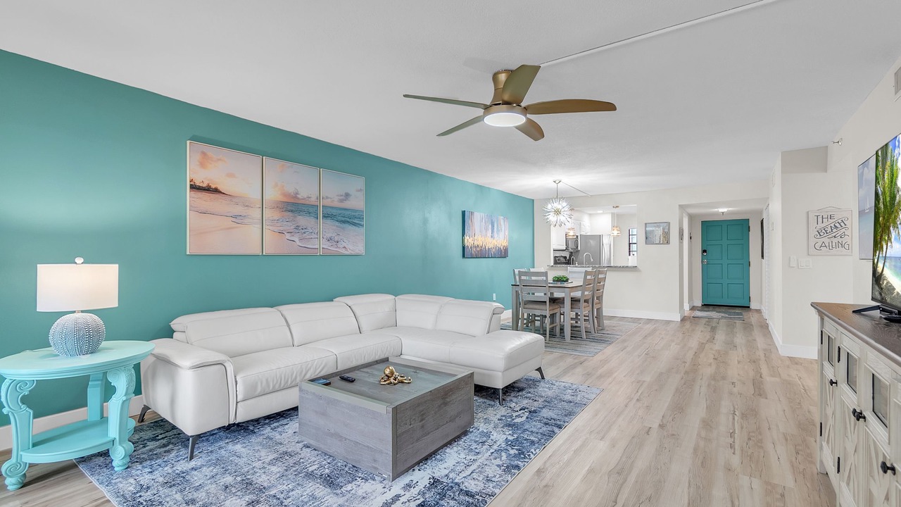 Photo of Livingroom in Indian Shores