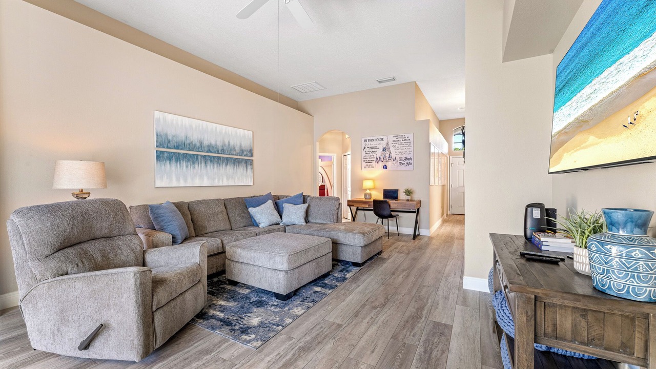 Photo of Livingroom in Florida Pines