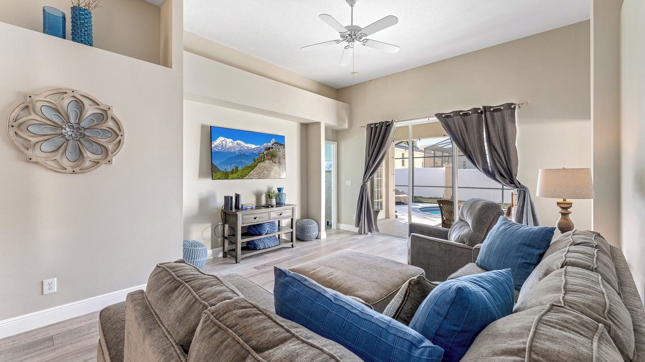 Photo of Livingroom in Florida Pines