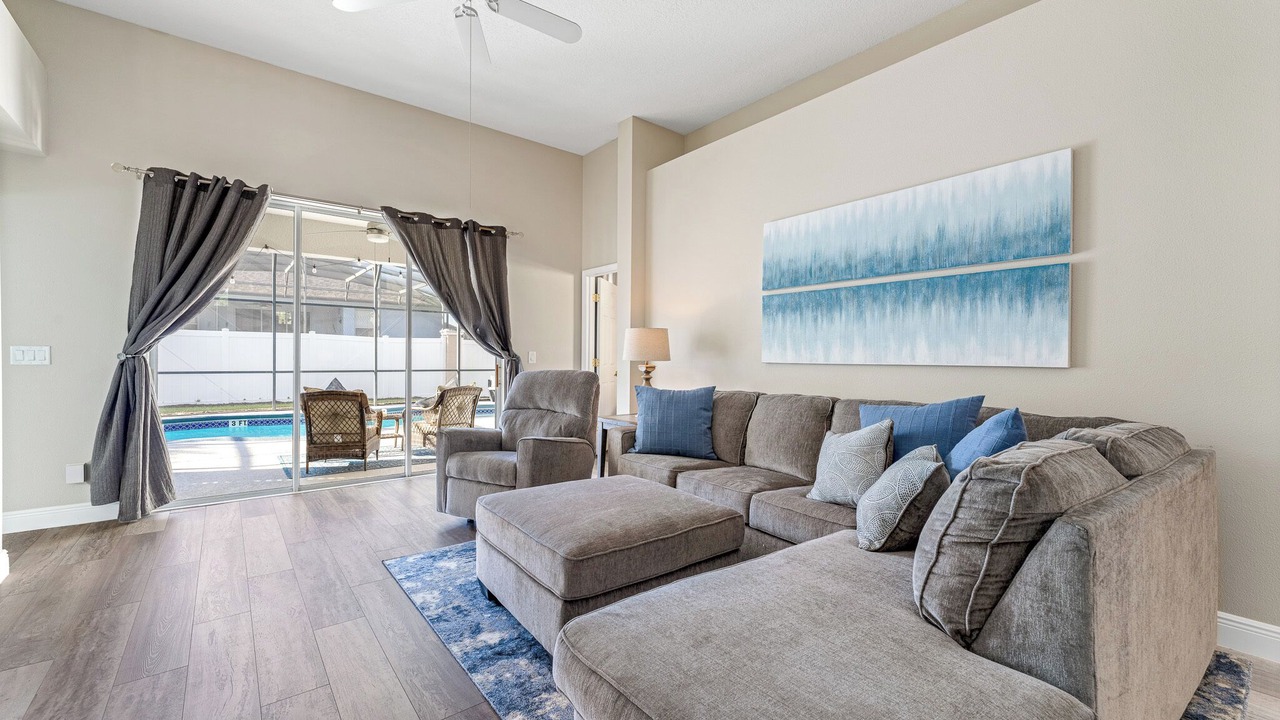 Photo of Livingroom in Florida Pines