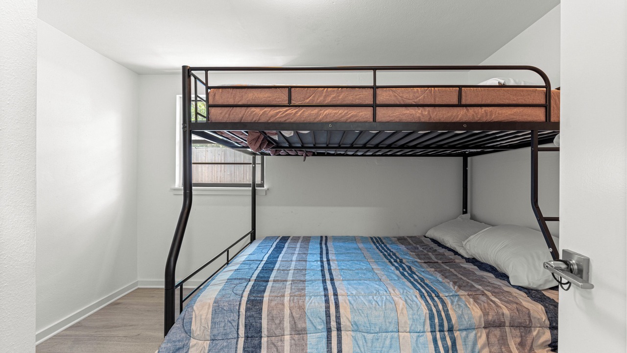Photo of Bedroom in Dunnellon