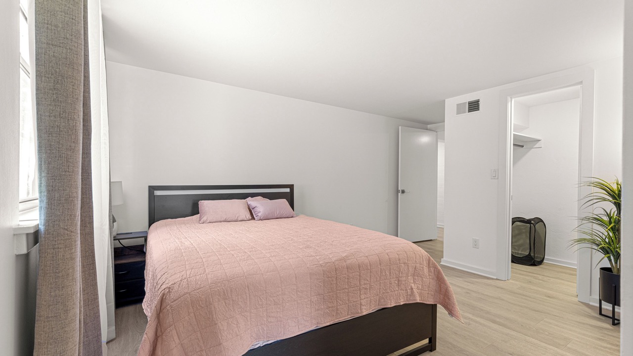 Photo of Bedroom in Dunnellon