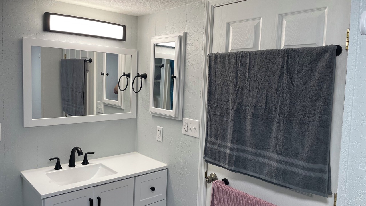 Photo of Bathroom in Bushnell