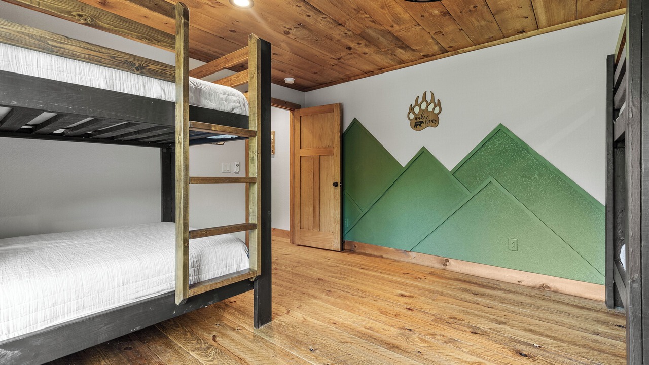 Photo of Bedroom in Copperhill