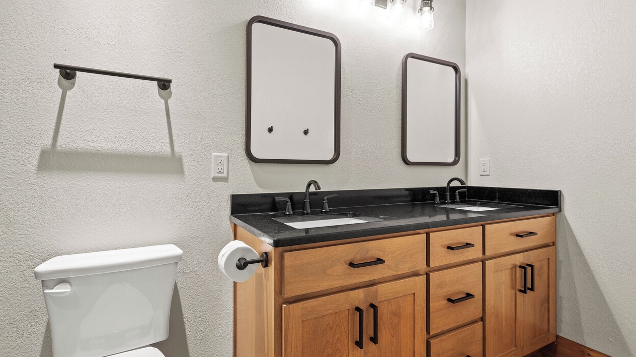 Photo of Bathroom in Copperhill
