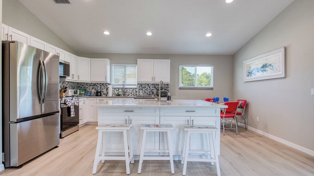 Photo of Kitchen in Weeki Wachee Gardens