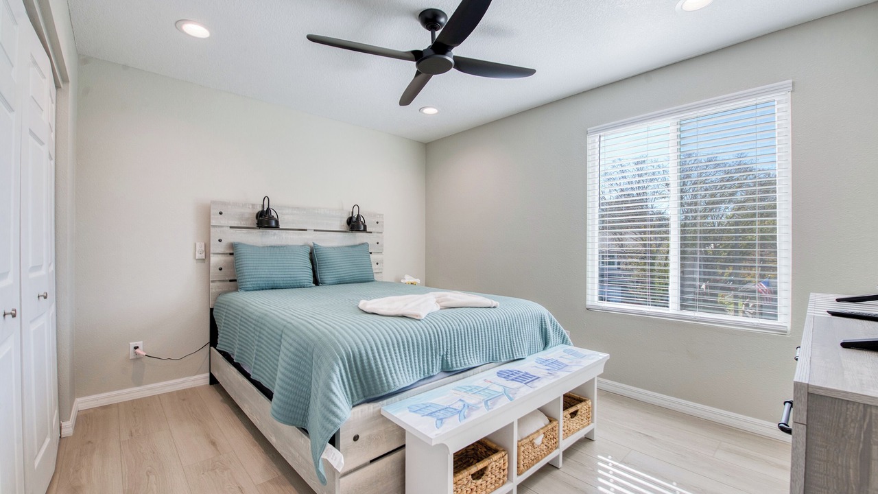 Photo of Bedroom in Weeki Wachee Gardens