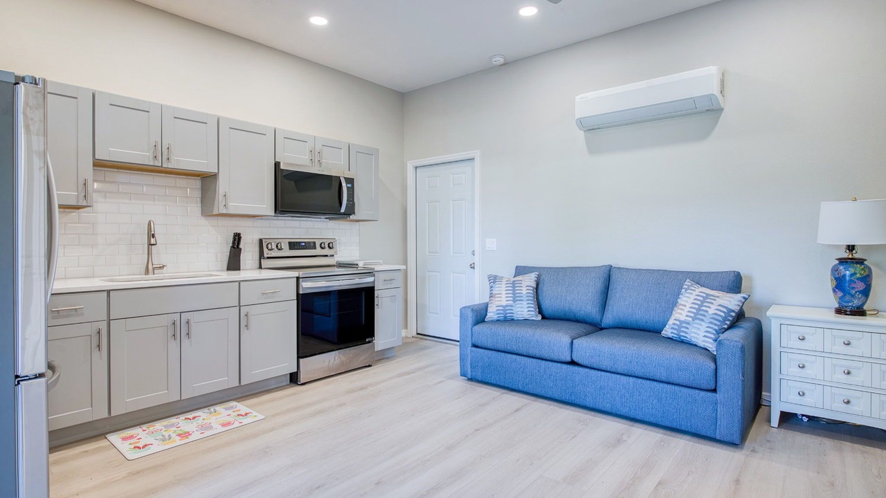 Photo of Livingroom in Gulf Harbors