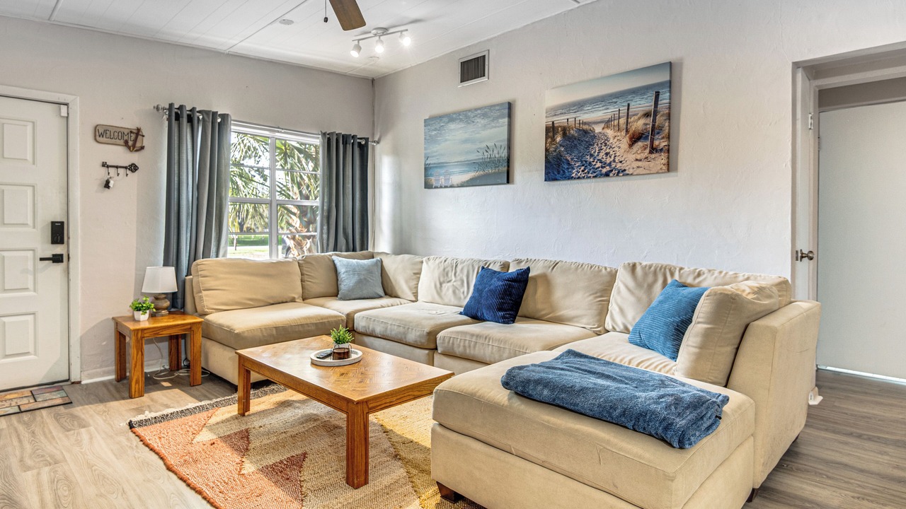 Photo of Livingroom in Mims