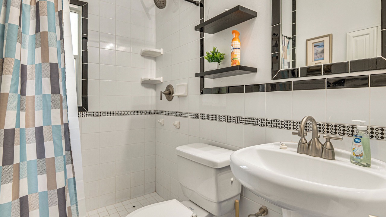 Photo of Bathroom in Mims