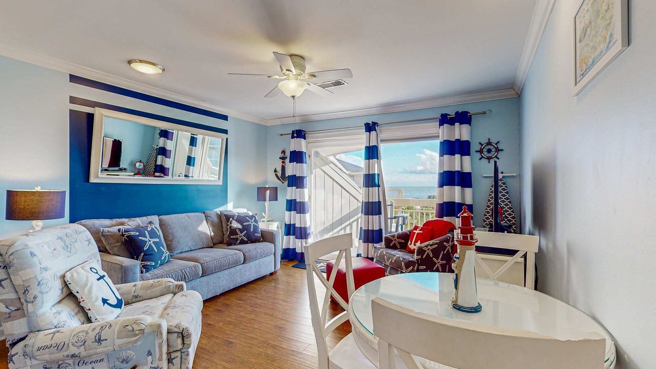 Photo of Livingroom in North Forest Beach