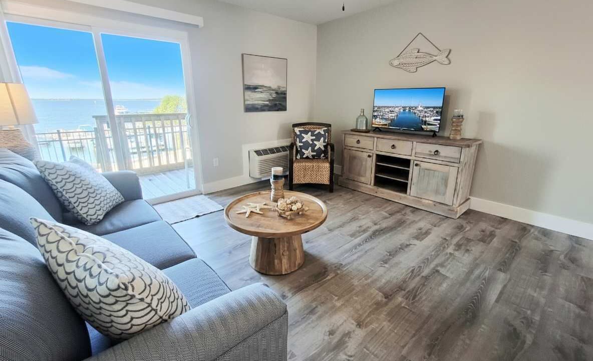 Photo of Livingroom in Thomas Drive