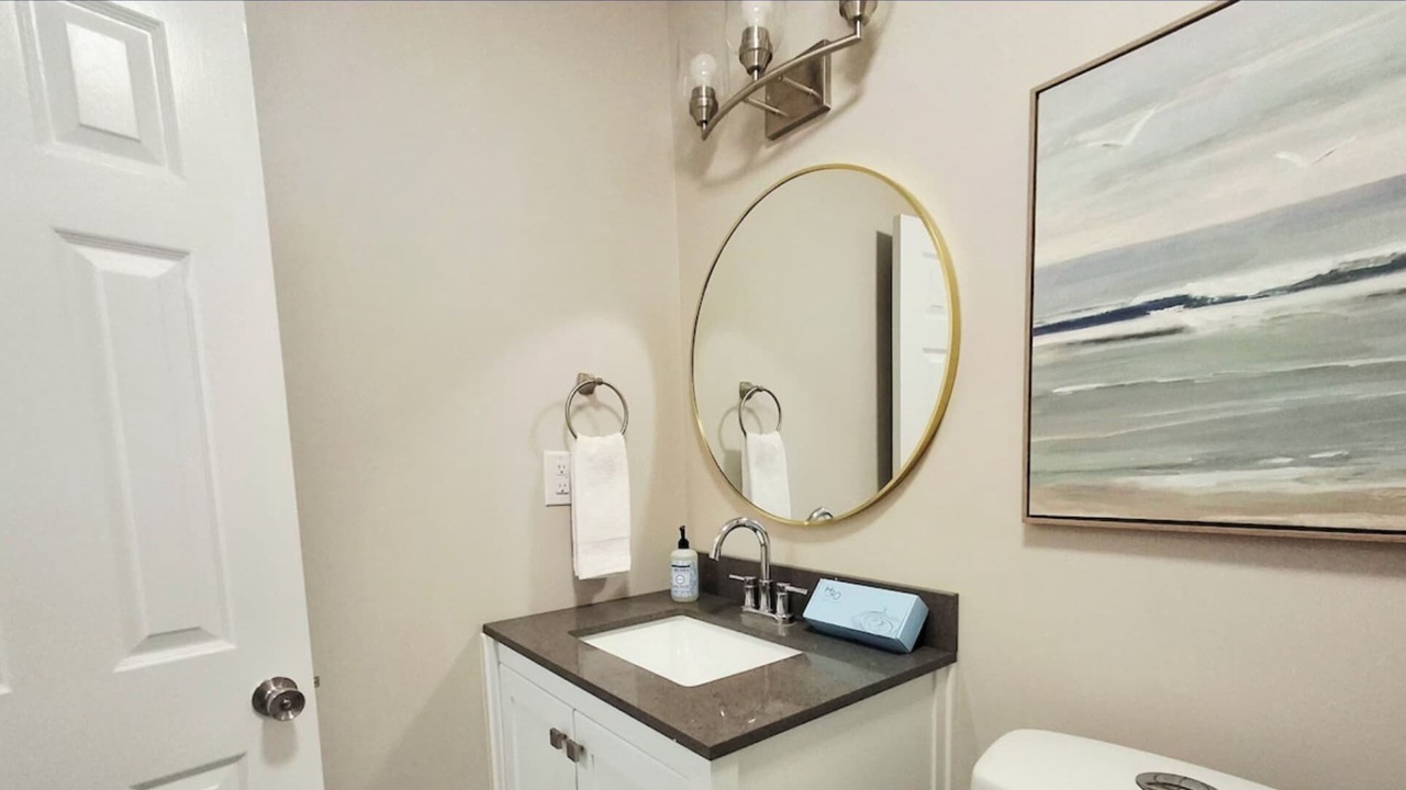 Photo of Bathroom in Thomas Drive