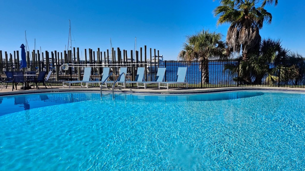 Photo of Outdoor in Thomas Drive