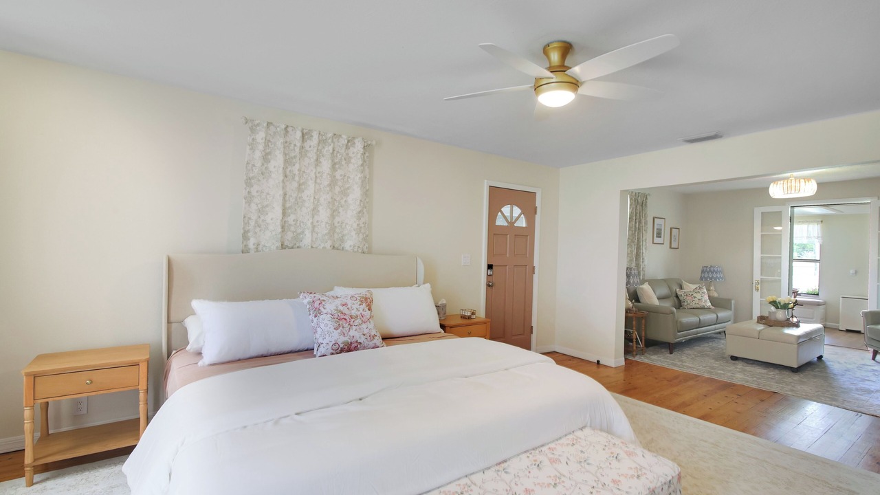 Photo of Bedroom in Umatilla