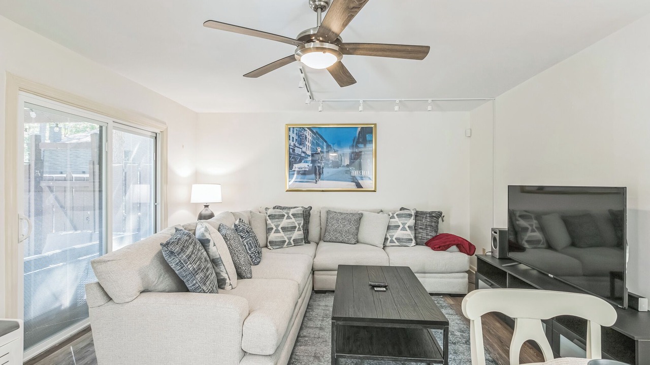 Photo of Livingroom in Southside