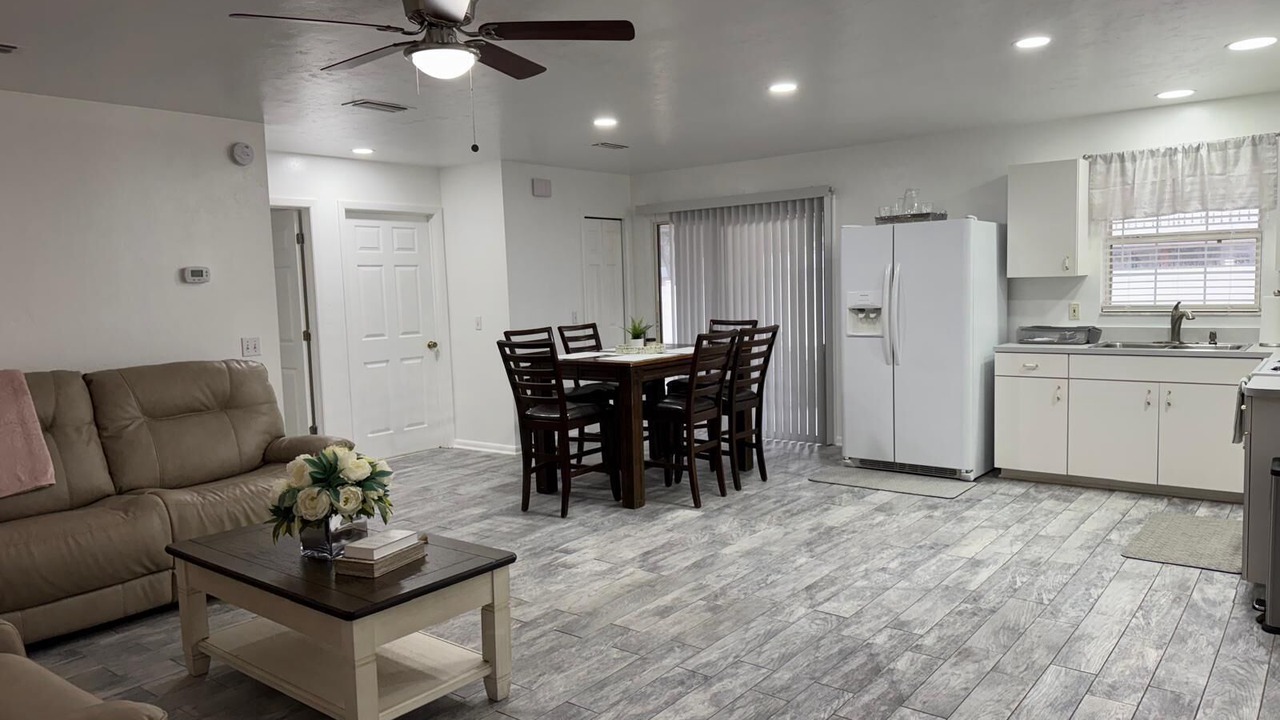 Photo of Livingroom in High Springs