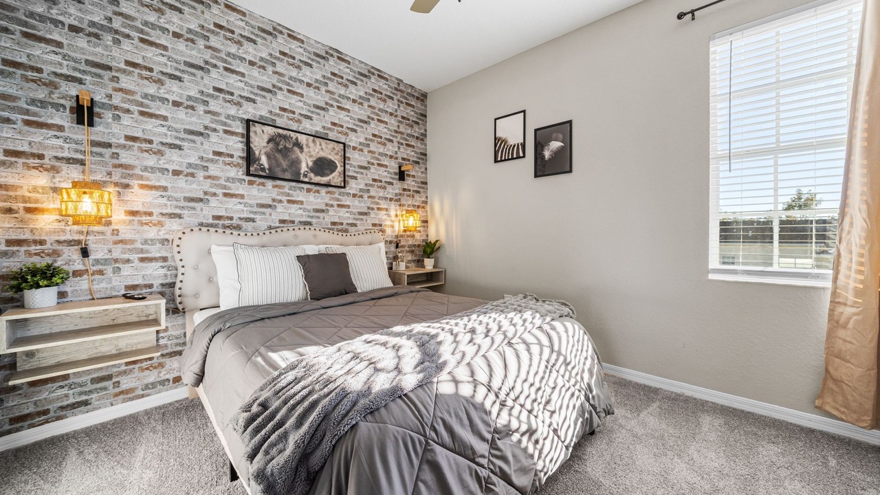 Photo of Bedroom in Westchase