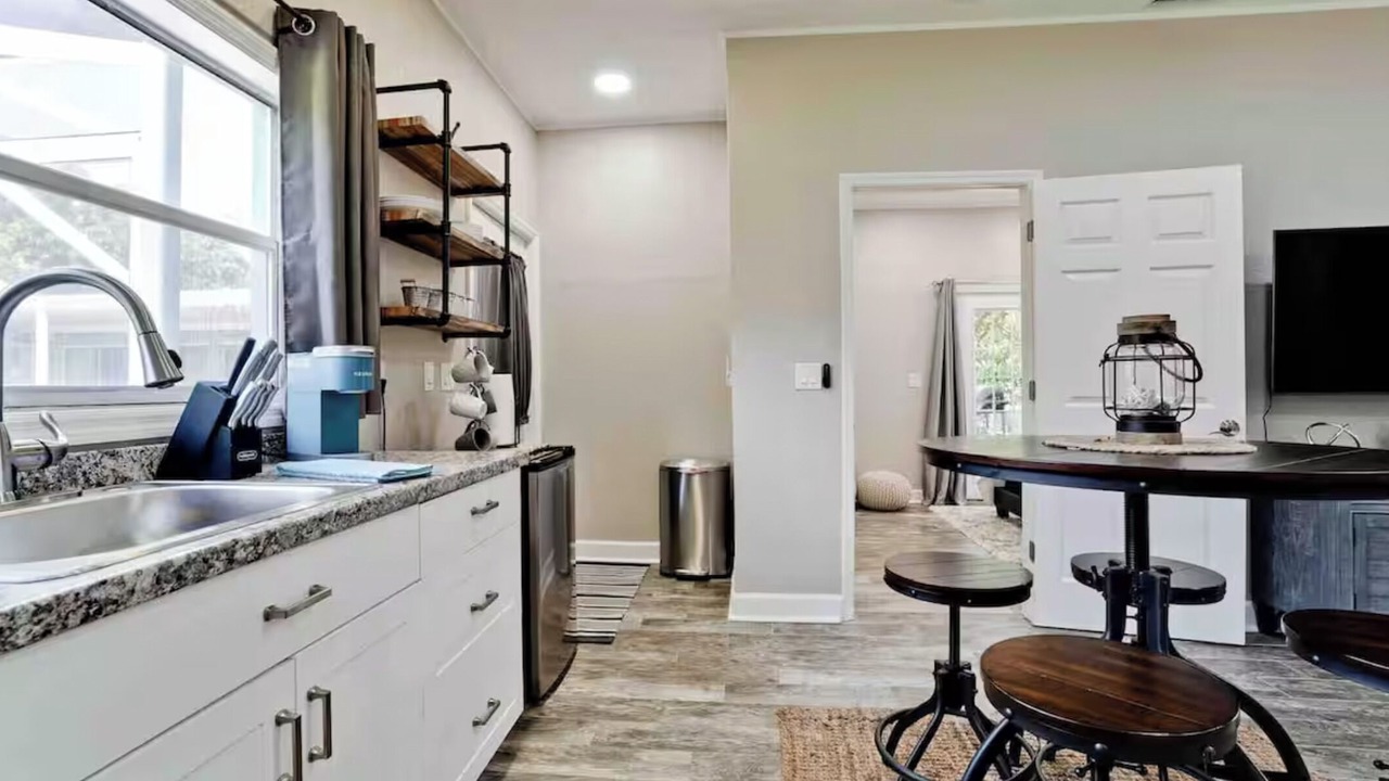 Photo of Kitchen in River District