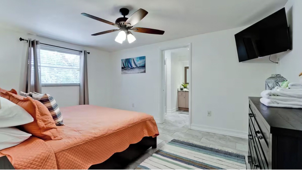 Photo of Bedroom in River District